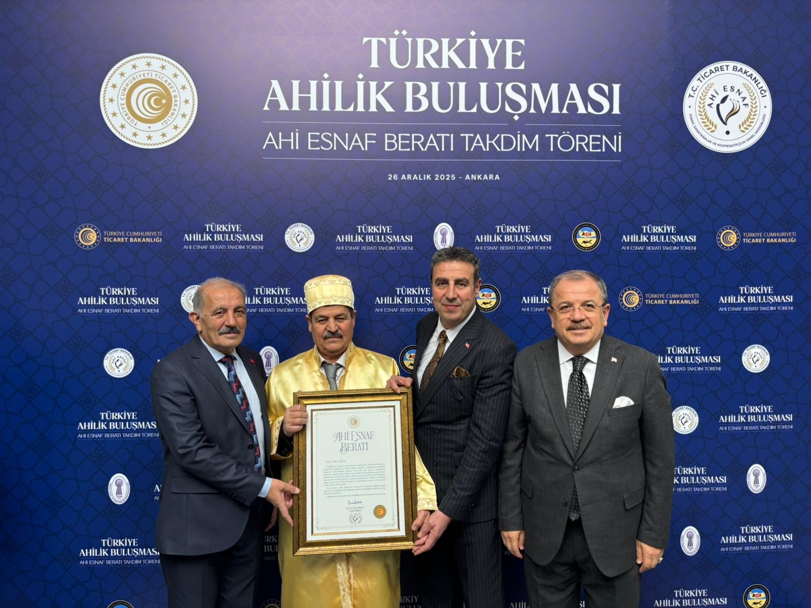 2025 Yılı Sivas Ahisi Şahin Berçin’e Ankara'da Ahi Esnaf Beraatı verildi