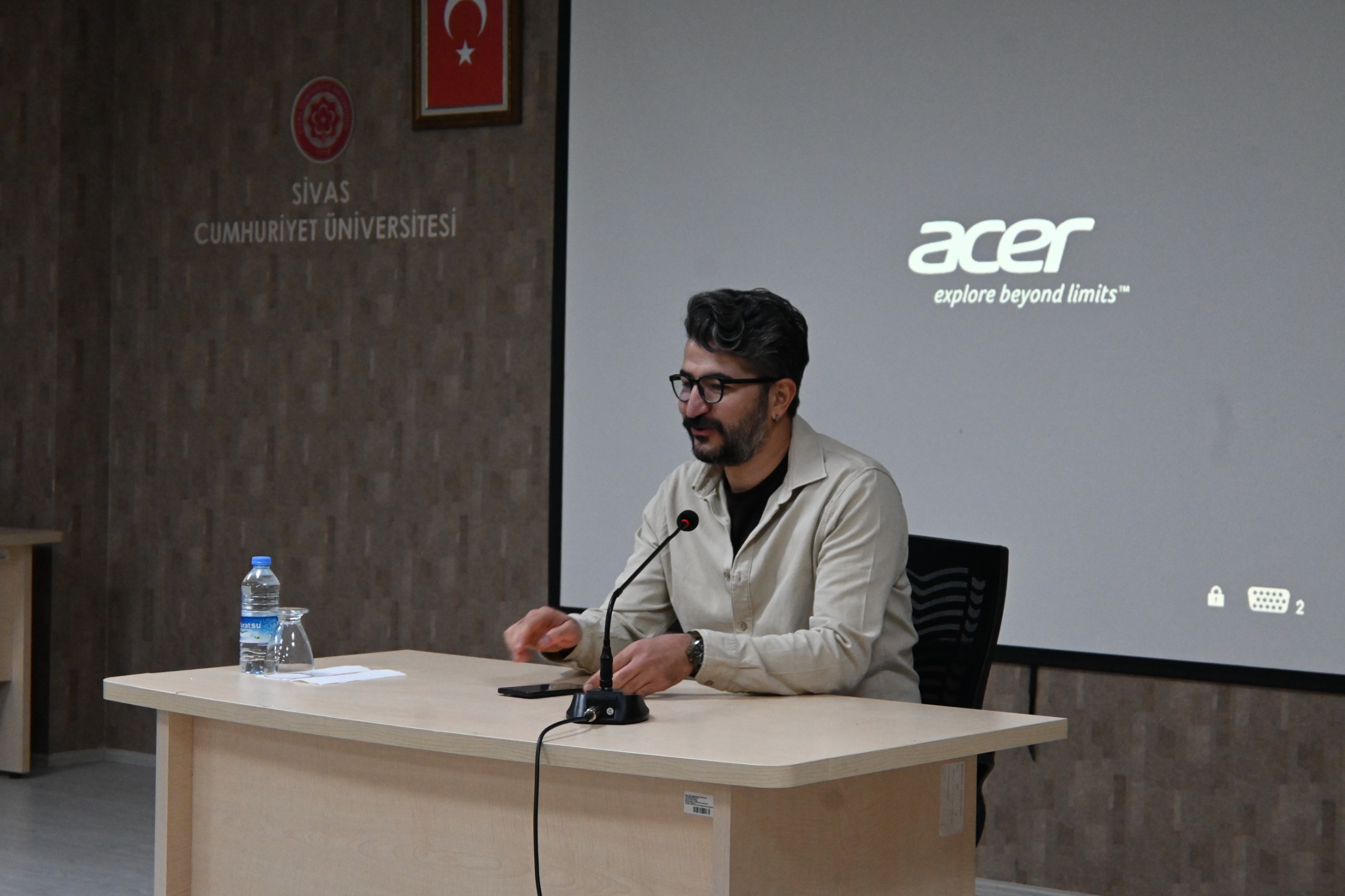 Sinema sadece eğlence değil! SCÜ’de filmler üzerinden felsefi yolculuk