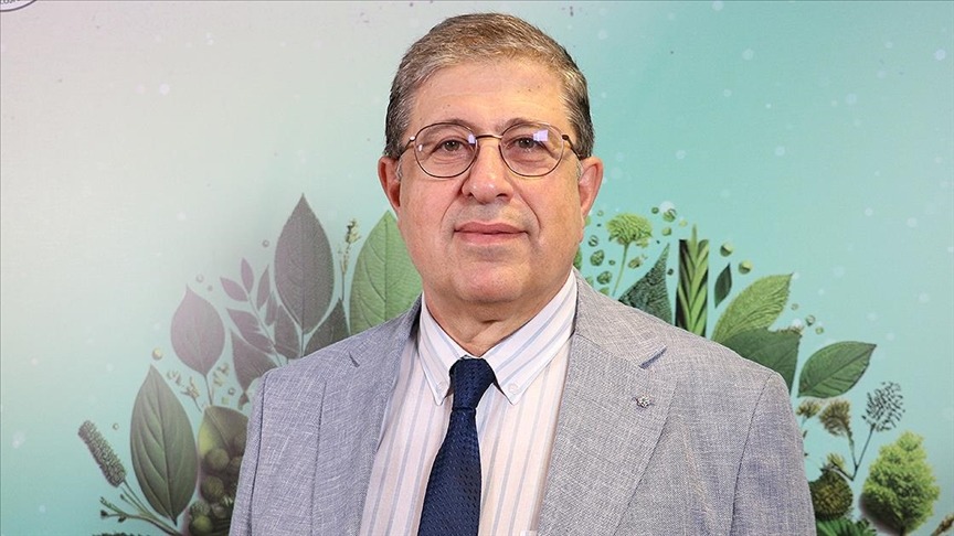 Çocuklukta fark edilmeyen katarakt ileri yaşta görme kaybına yol açabiliyor