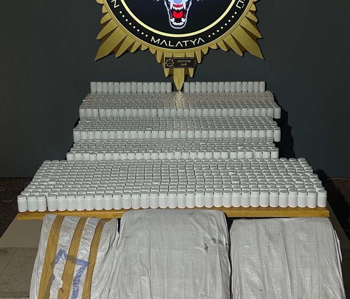 Malatya-Sivas yolunda uyuşturucu operasyonu!