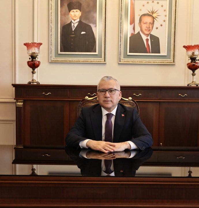 Sivas Valisi Şimşek’ten yeni yıl mesajı