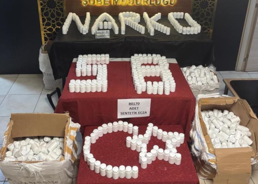 Sivas’ta zehir tacirlerine darbe: 3 tutuklama