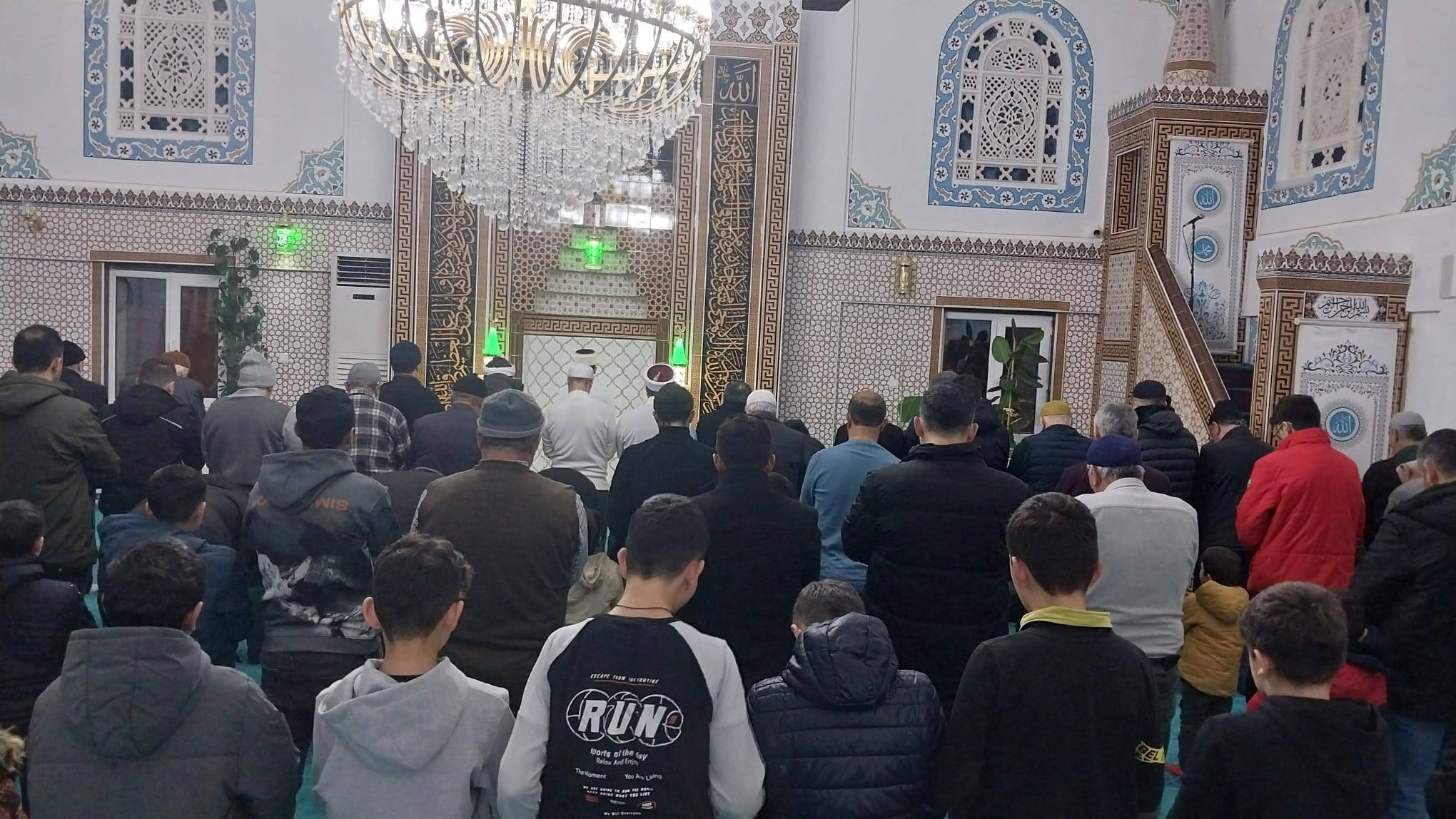 Sivas’ta aileler camide buluştu