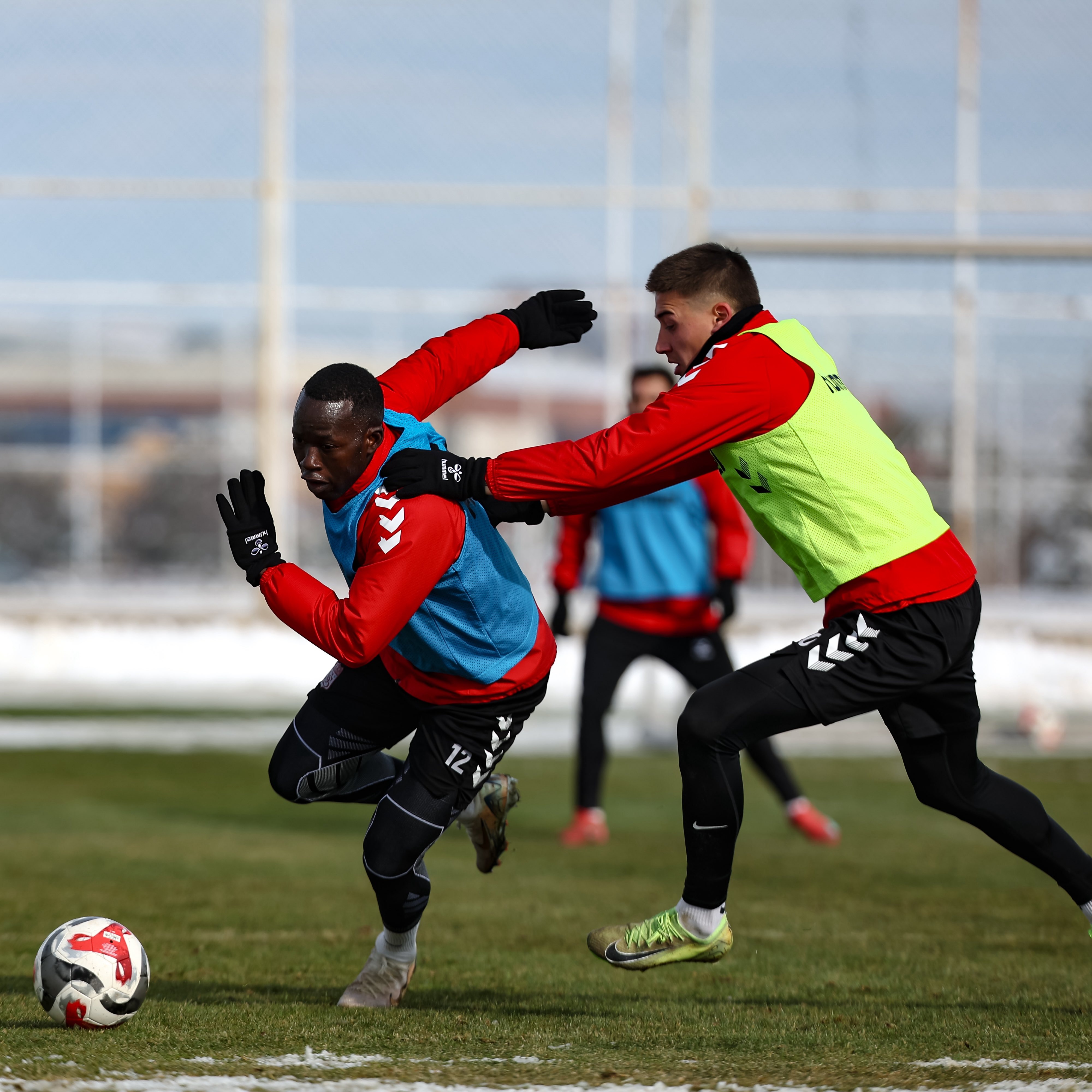 Sivasspor dünü çifte idmanla kapattı