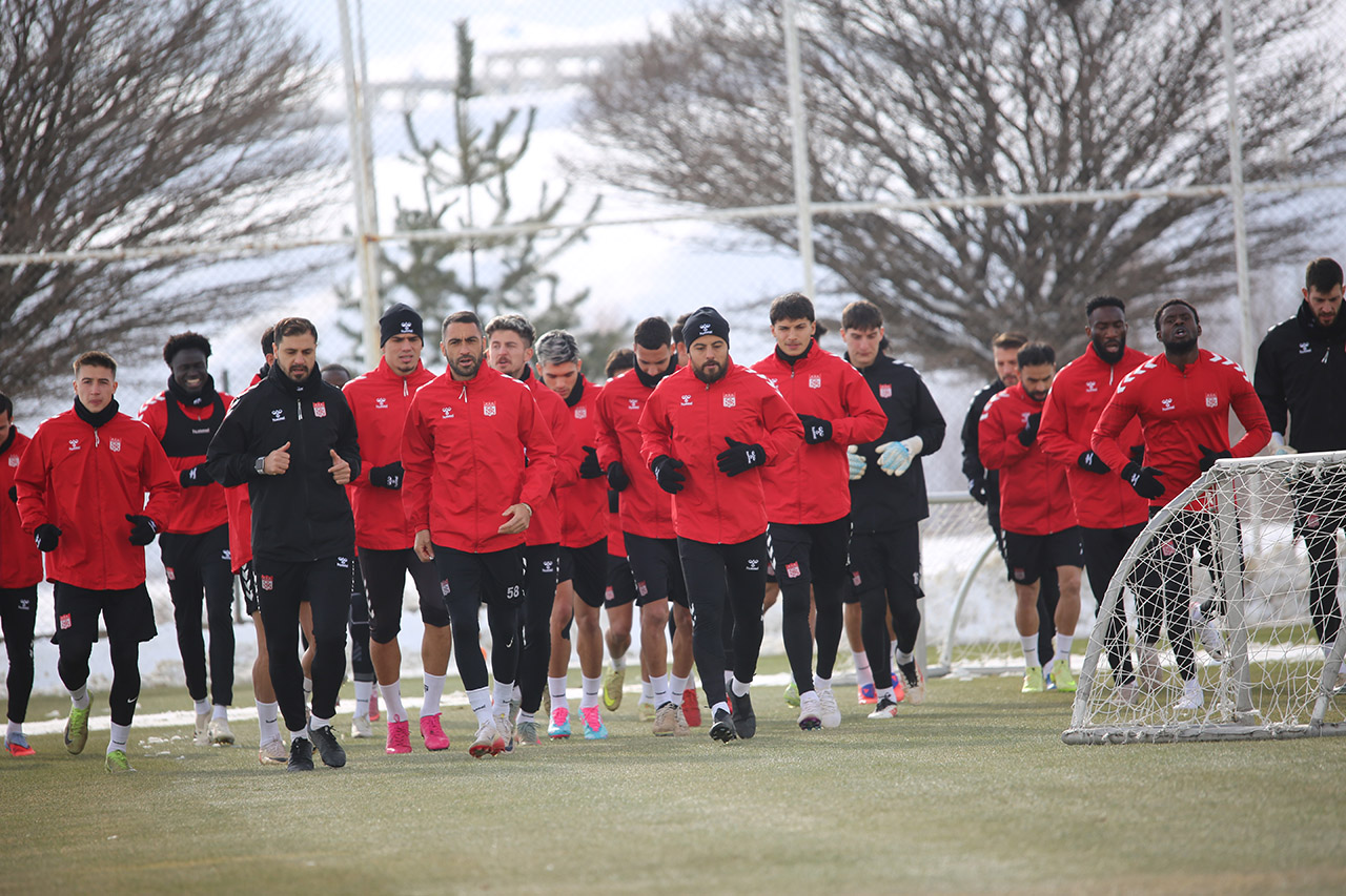 Sivasspor 3 puan için hazırlanıyor