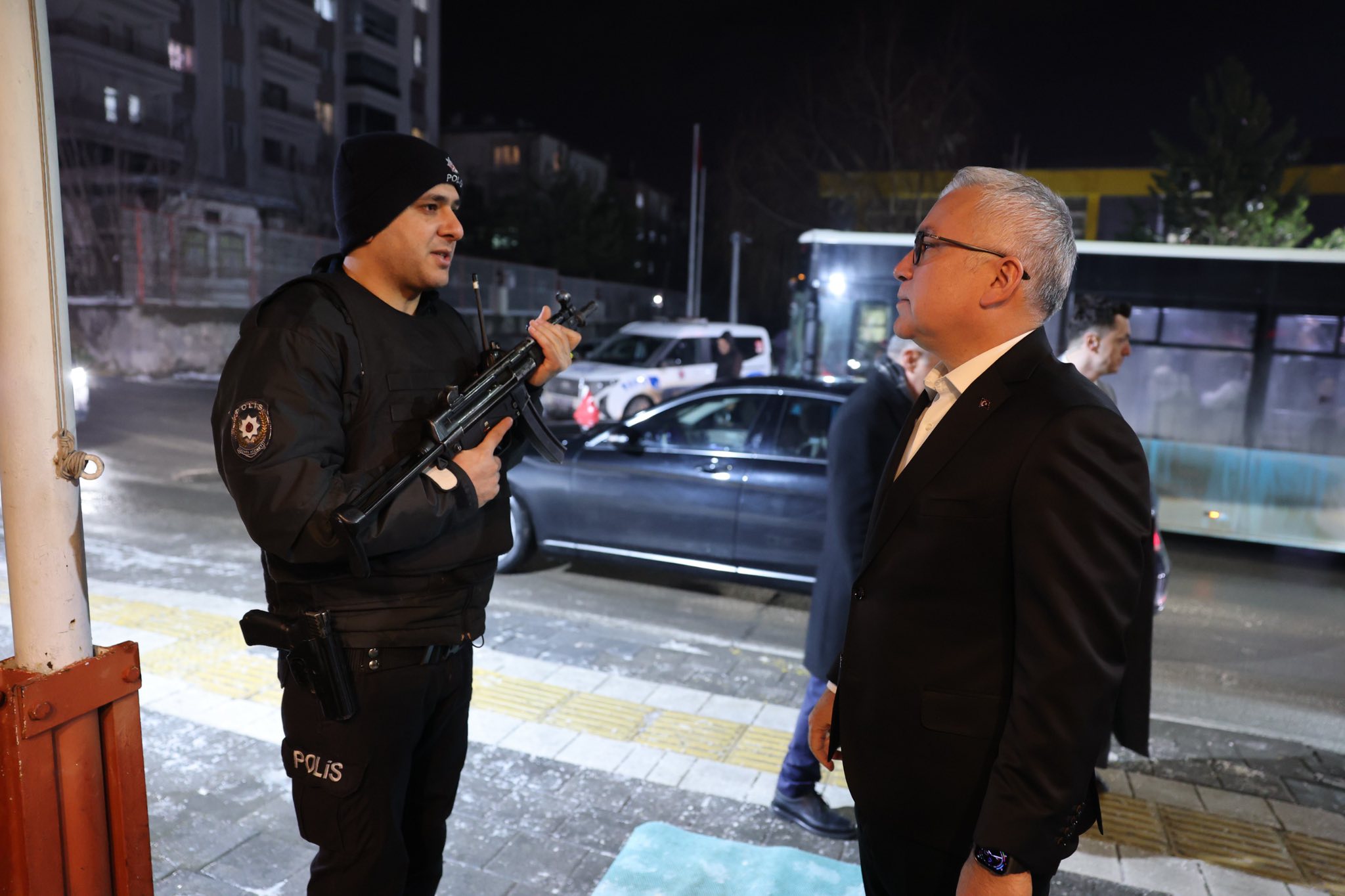 Vali Şimşek, asayiş amirliğinde