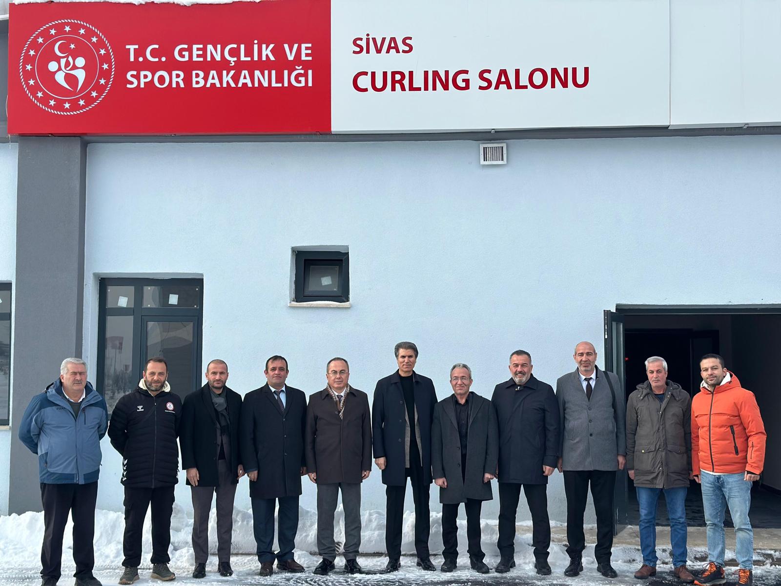 Curling Federasyonu’ndan Sivas’a tam not