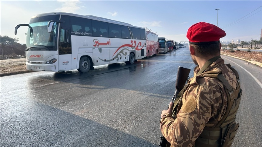 Suriye'de tahliye süreci başladı
