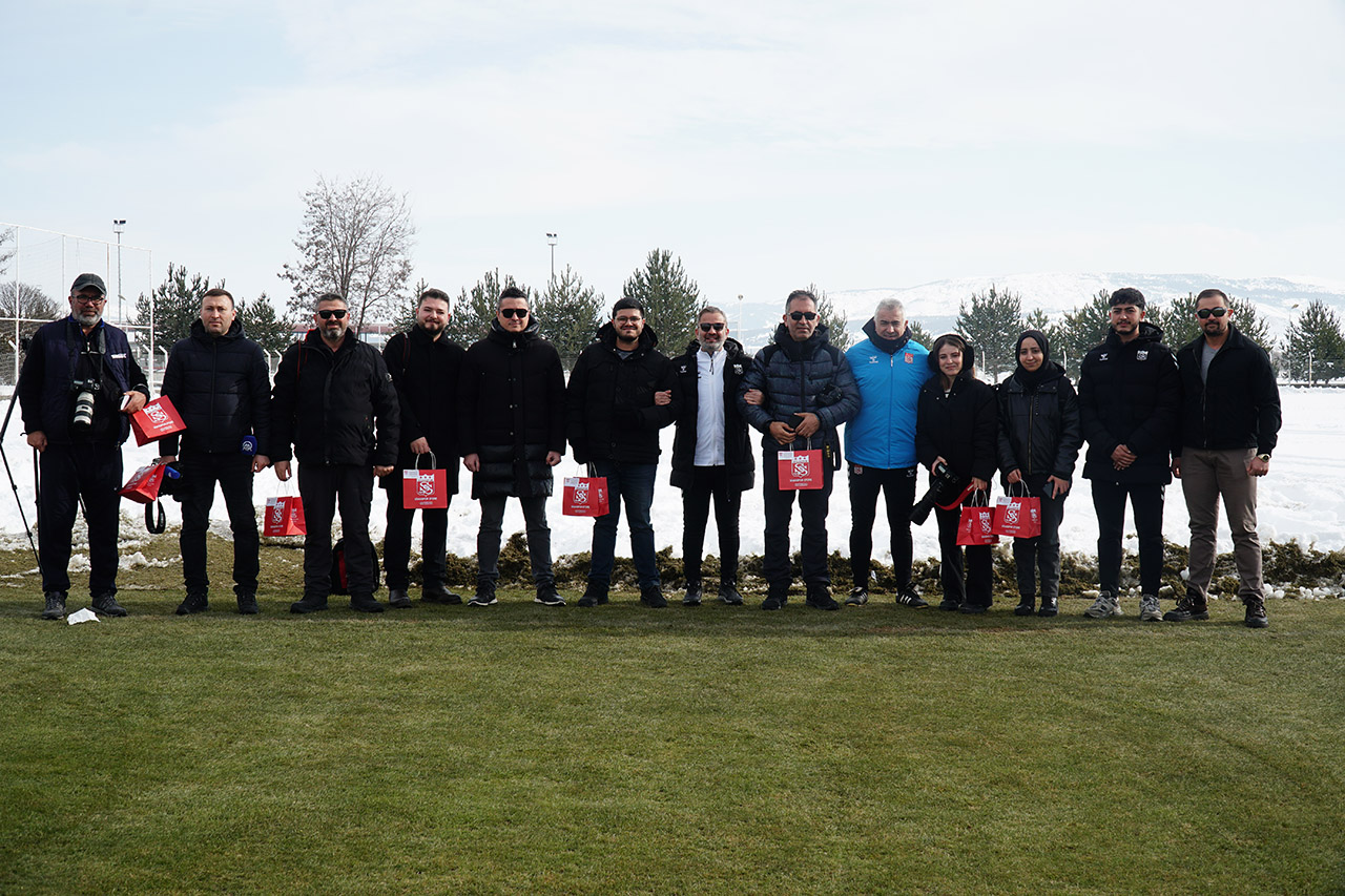 Sivasspor’dan spor medyasına "10 Ocak" sürprizi