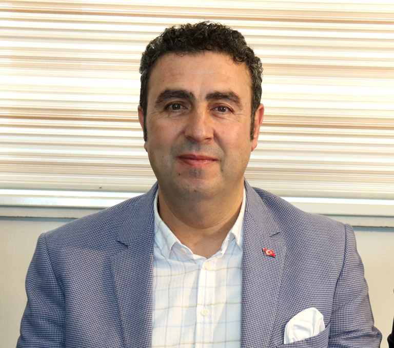 Gazetecilik fedakârlık isteyen meslektir