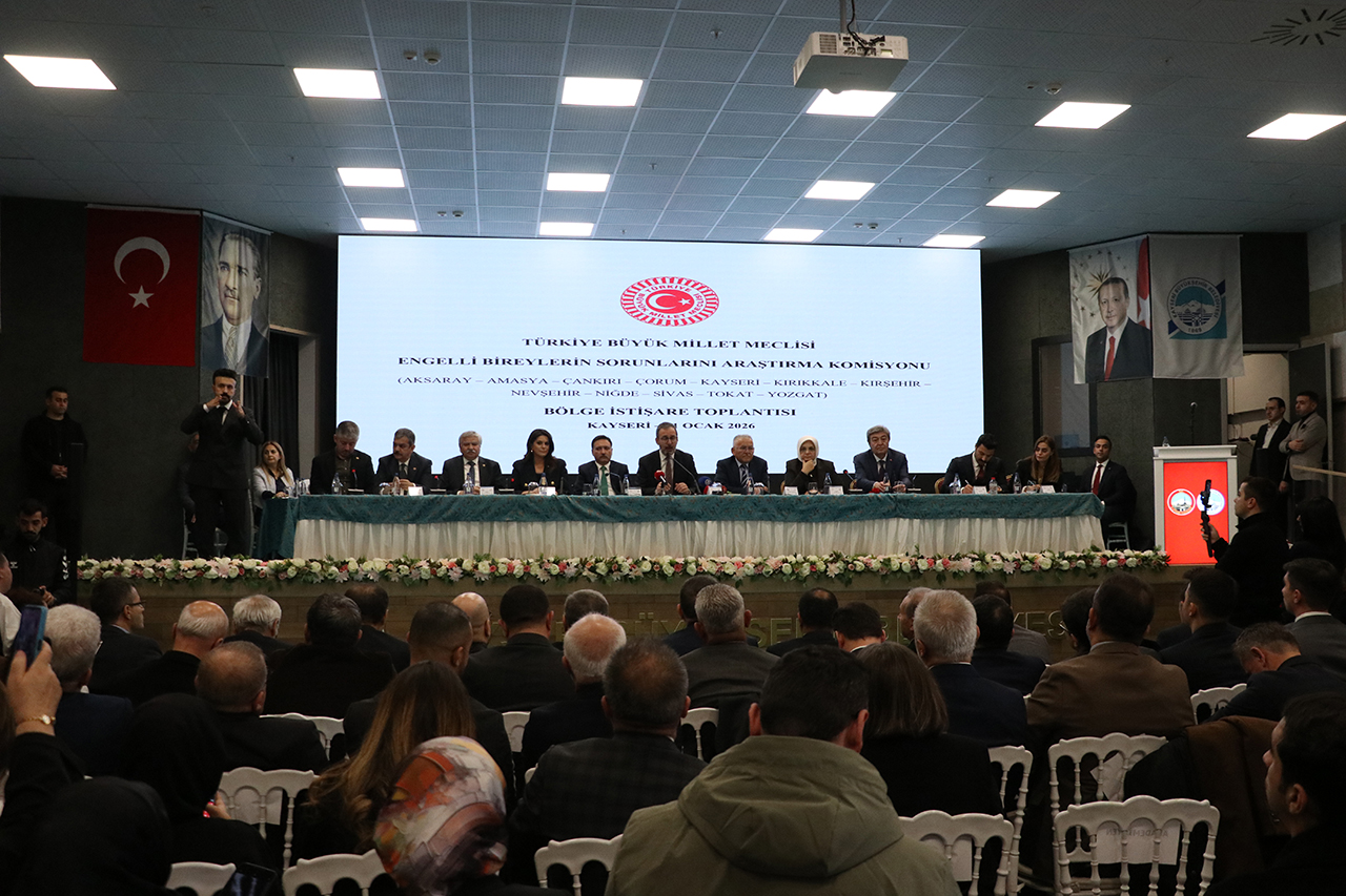 Sivaslı görme engellilerin sorunu Kayseri'de tartışıldı