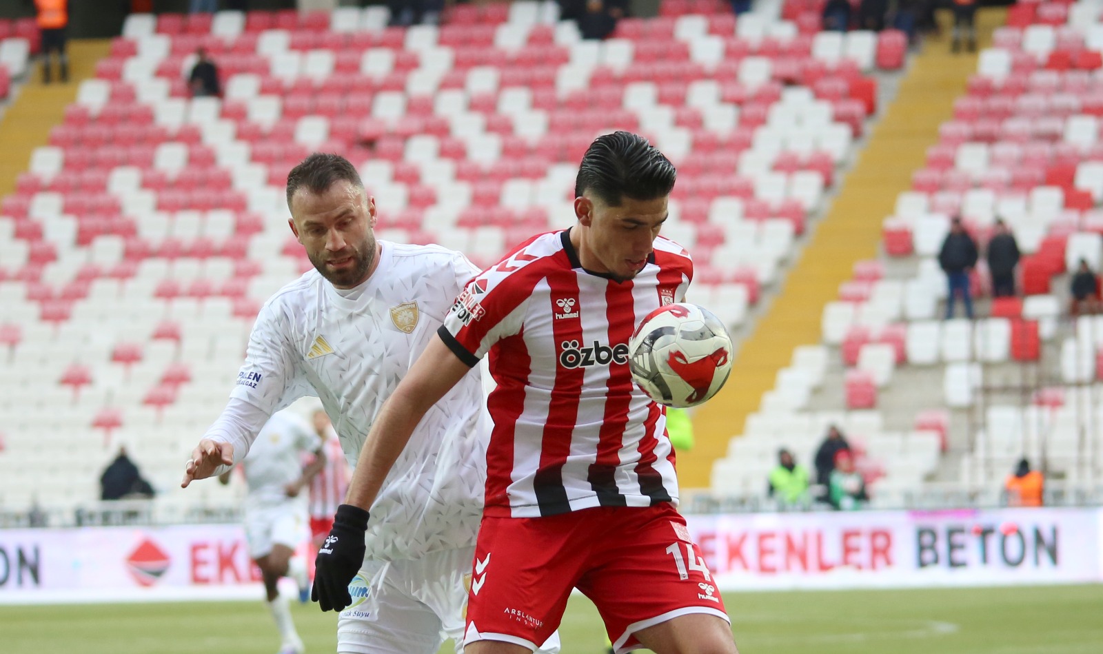 Sivasspor sahasında Erzurumspor’a boyun eğdi