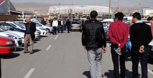 Bayram Öncesi 2. El Oto Cep Yaktı