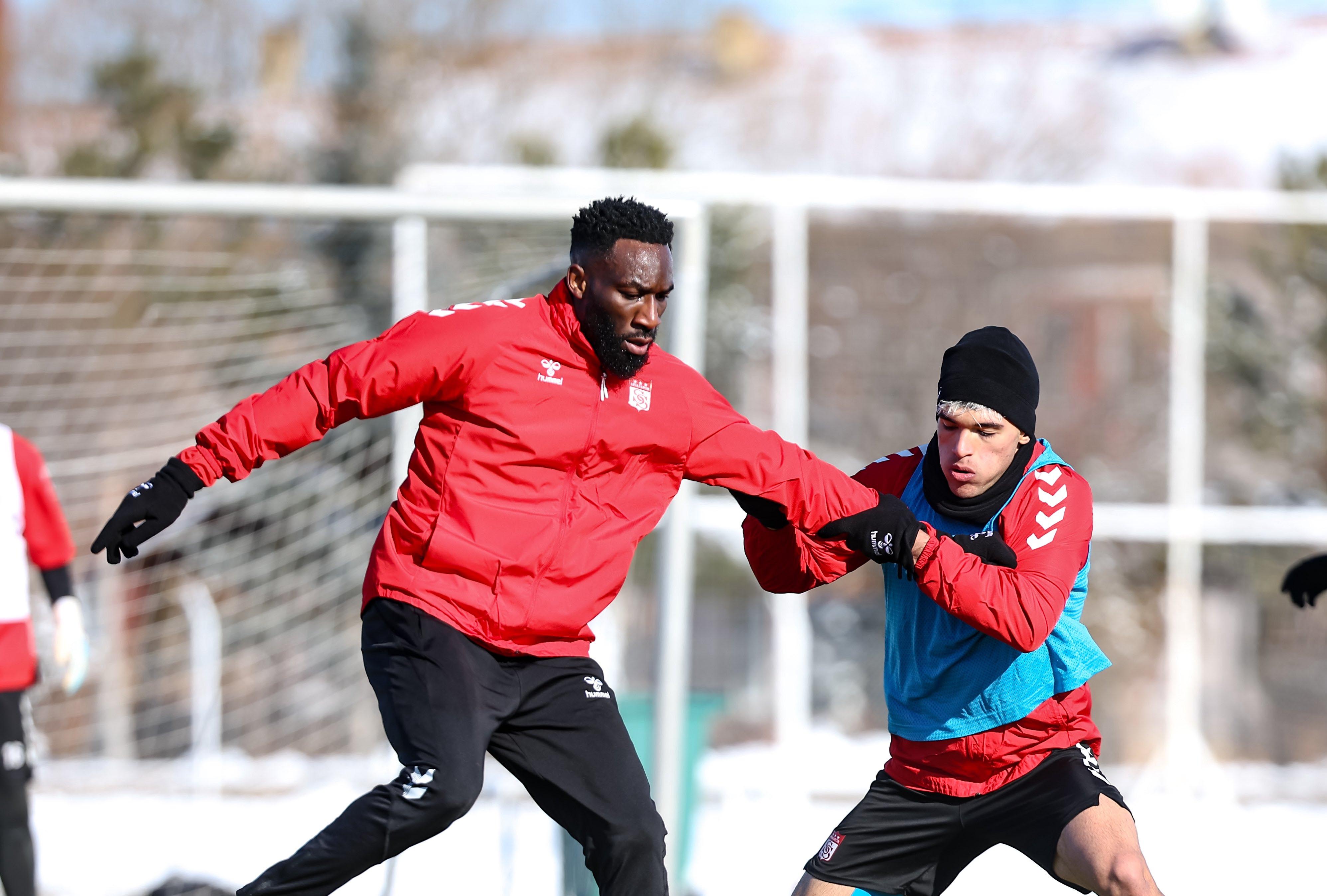 Sivasspor'da Bodrum mesaisi sürüyor