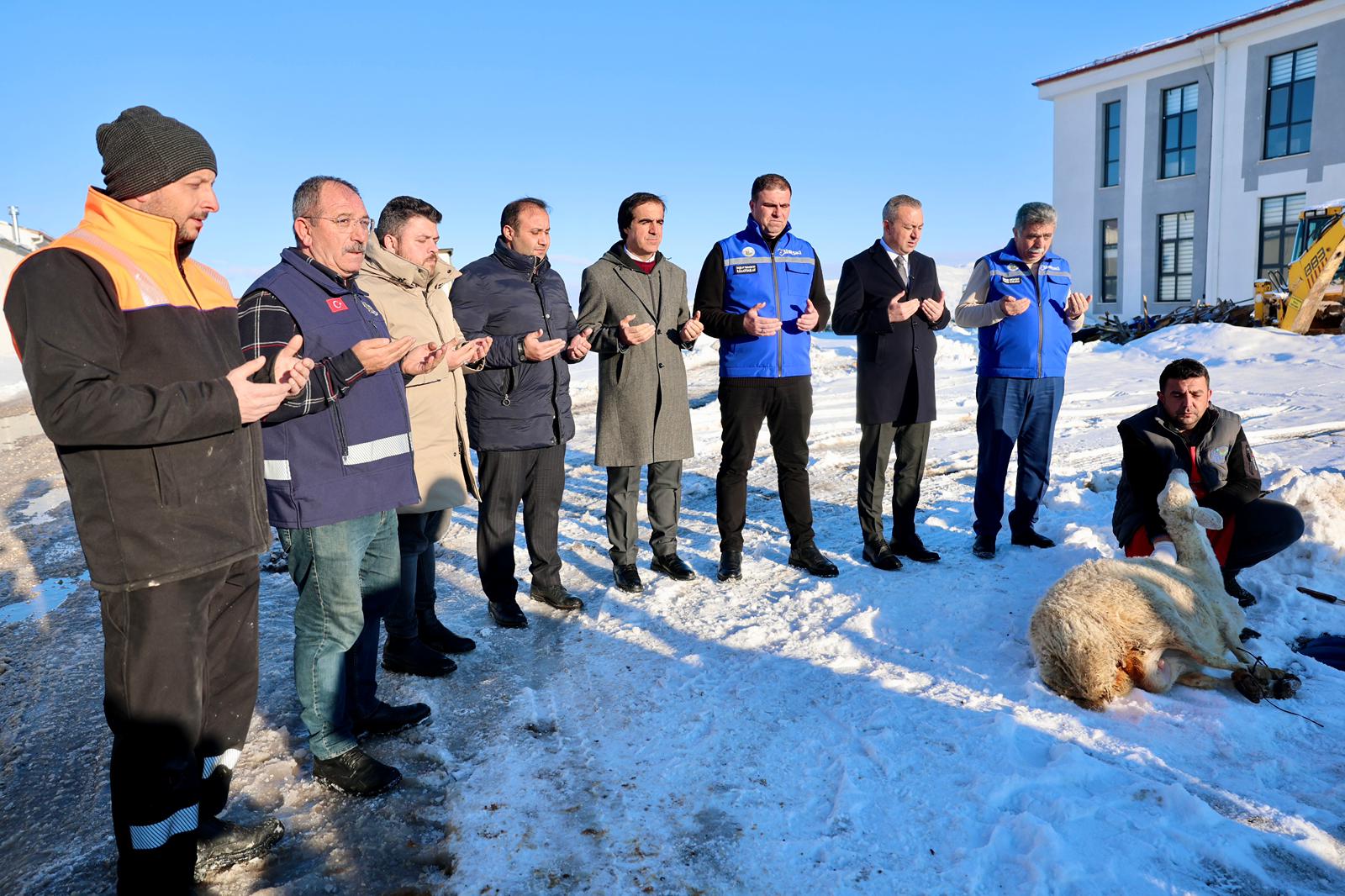 Sivas’ta kar için şükür kurbanı