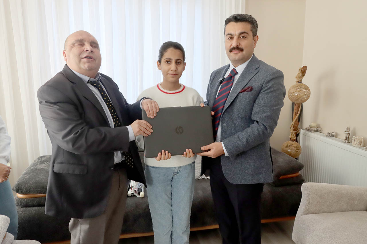 Sivas'ta Beyaz Baston Haftasında anlamlı buluşma