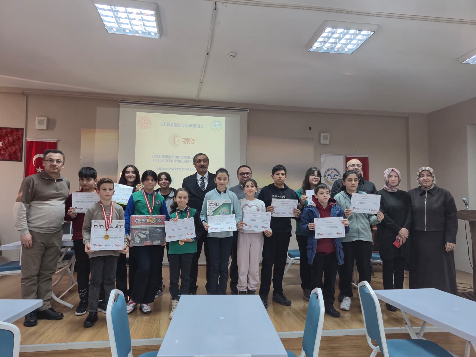 Sivas’ta zekâ oyunları turnuvası nefes kesti