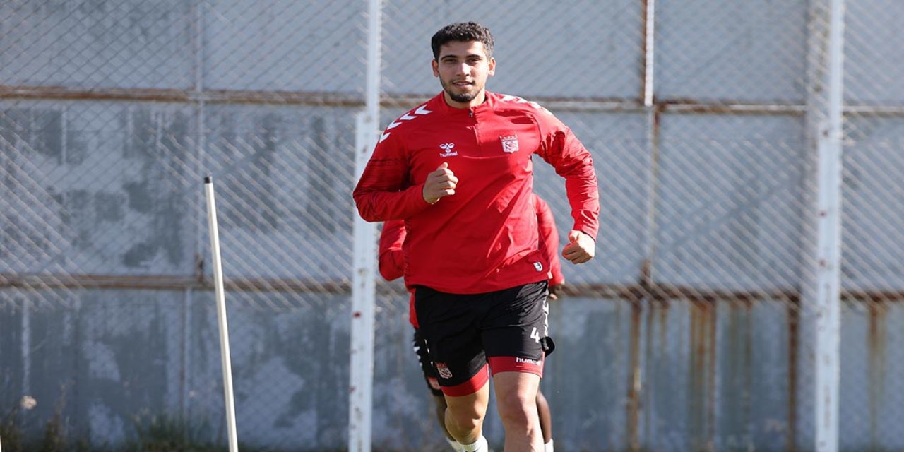 Sivasspor Mehmet Albayrak'ı Ankara'ya kiraladı!