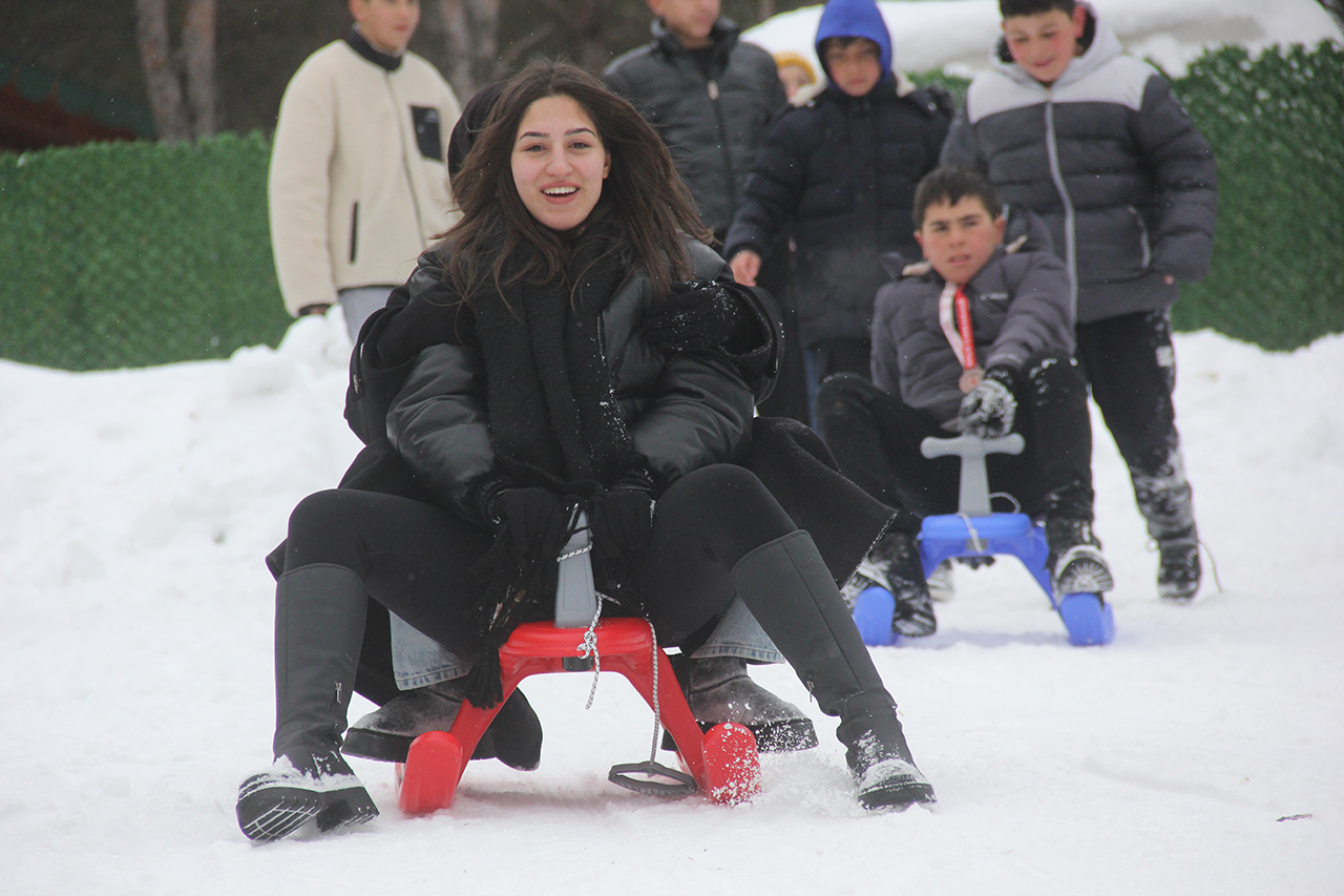 Zara'da kar festivali düzenlendi