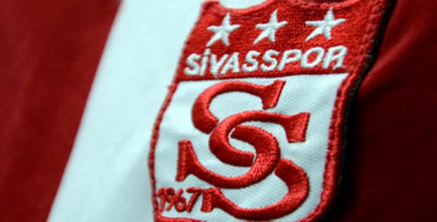 3 Futbolcu Kiraya Verildi