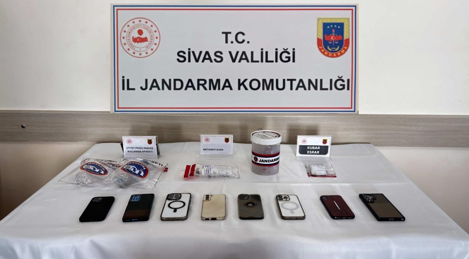 Sivas’ta uyuşturucu operasyonu: 9 gözaltı, 5 tutuklama