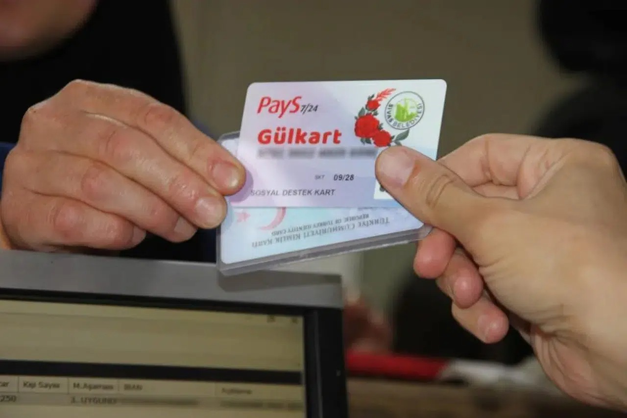 Sivas Belediyesinden soğuk günlerde nefes aldıran destek