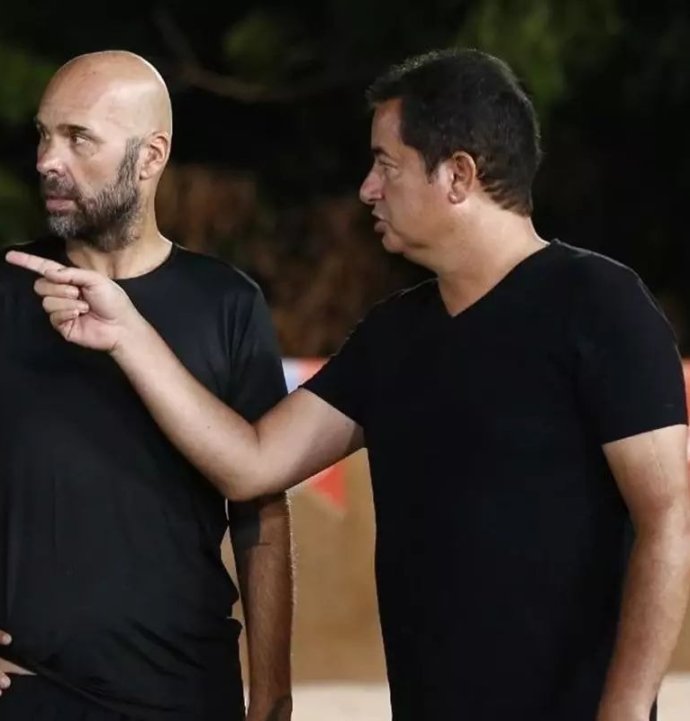 Acun Ilıcalı'nın sağ kolu Esat Yontunç adliyeye sevk edildi