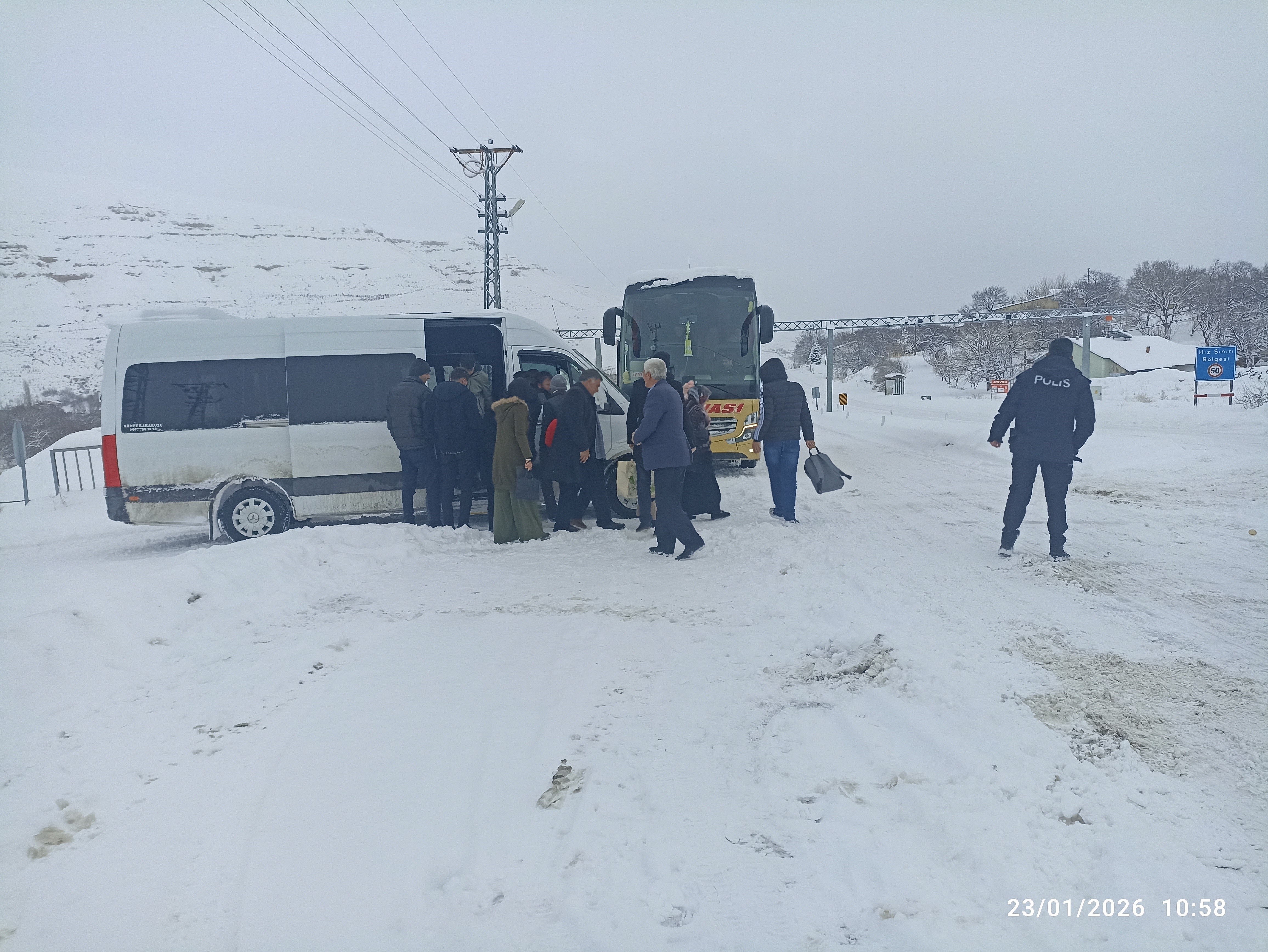 Sivas’ta kar esareti sona erdi: Yüzlerce kişi tahliye edildi