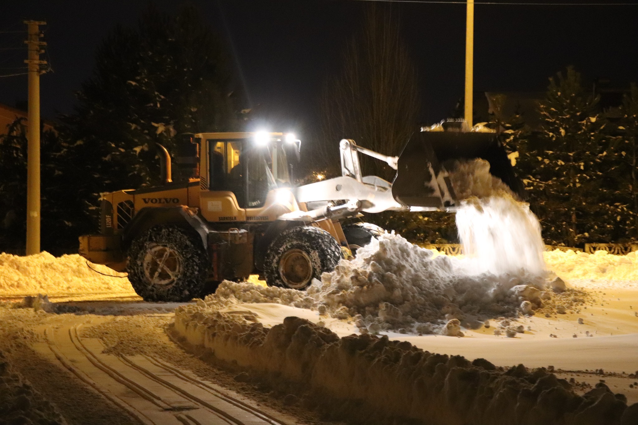 Sivas’ta 493 yerleşim yerine ulaşım sağlanamıyor