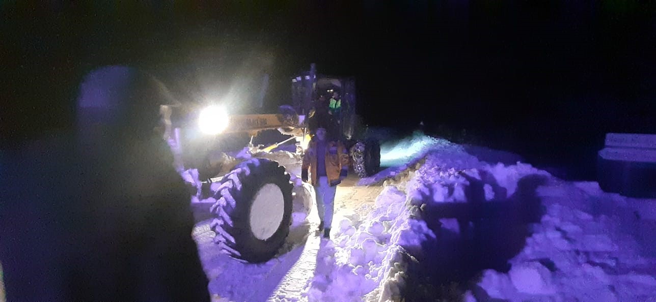 Sivas'ta kar esareti: Hastaya 4 saatte ulaşıldı