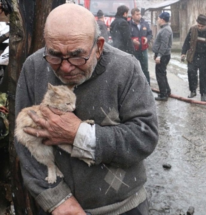 Türkiye onu bu fotoğrafla tanımıştı...  Ali Meşe vefat etti