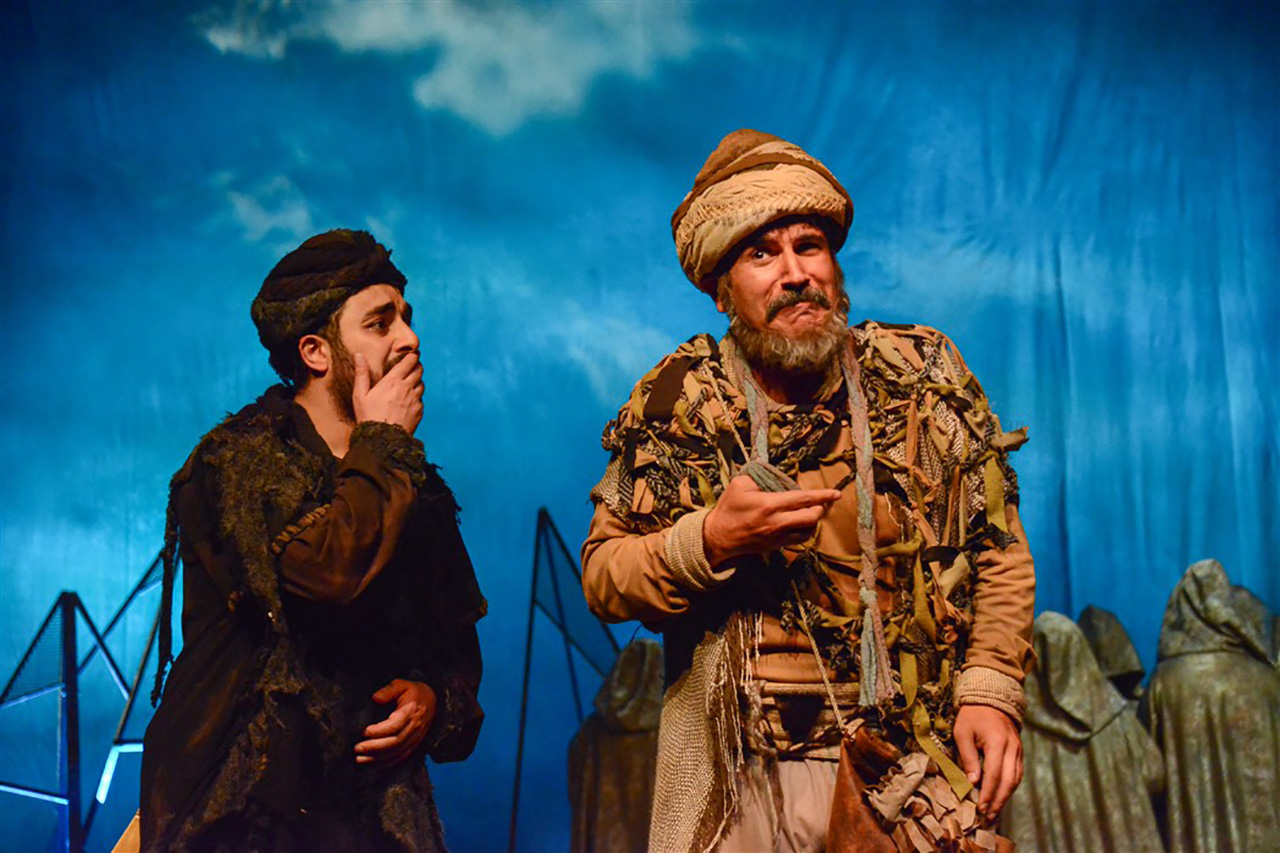 "Karacaoğlan" sahnelenecek