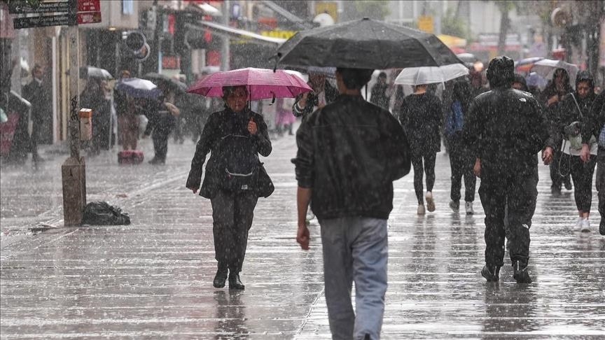 Hafta sonu yurtta yağışlı hava hakim olacak