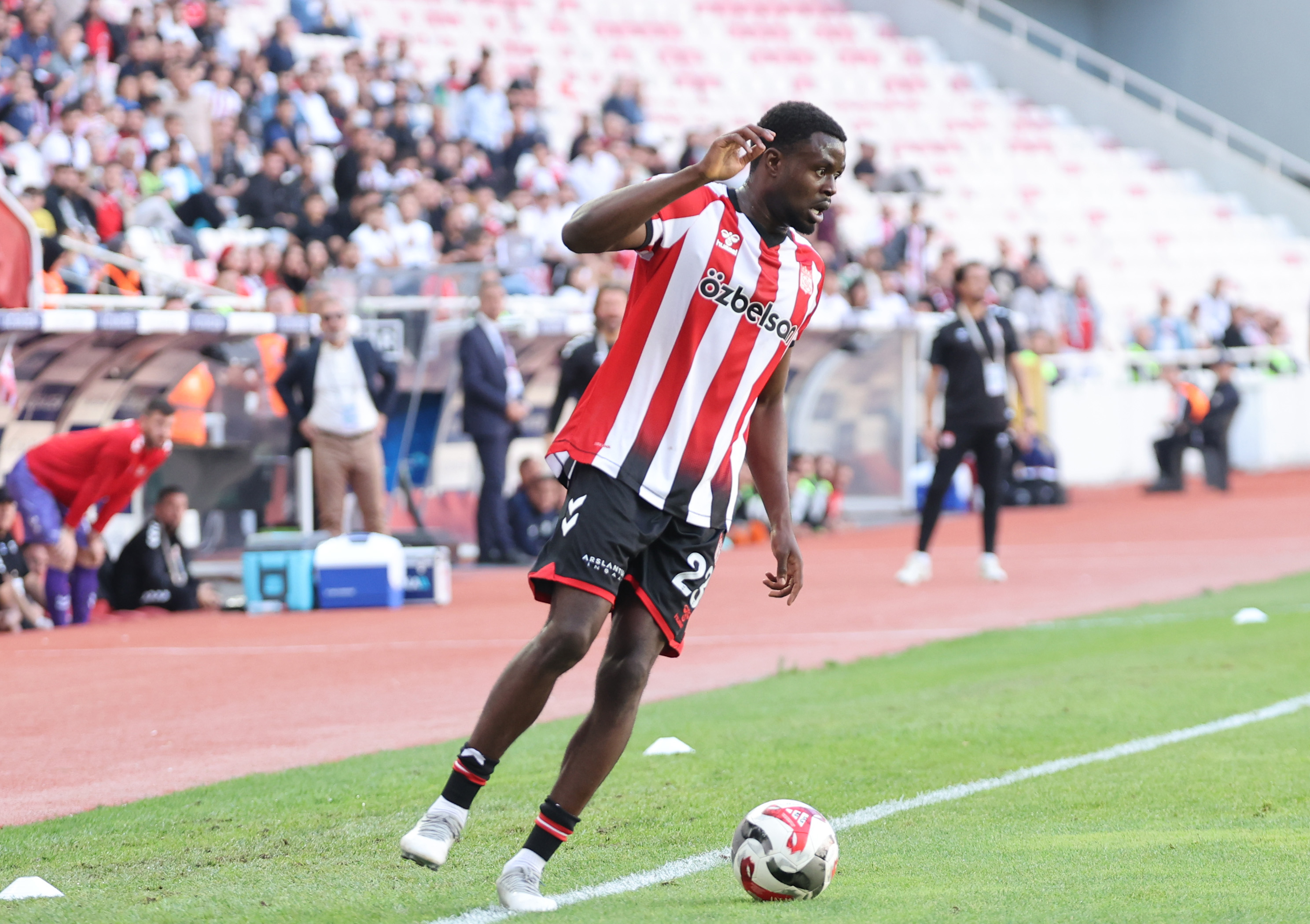 Sivasspor’da Kimpioka ayrılığı