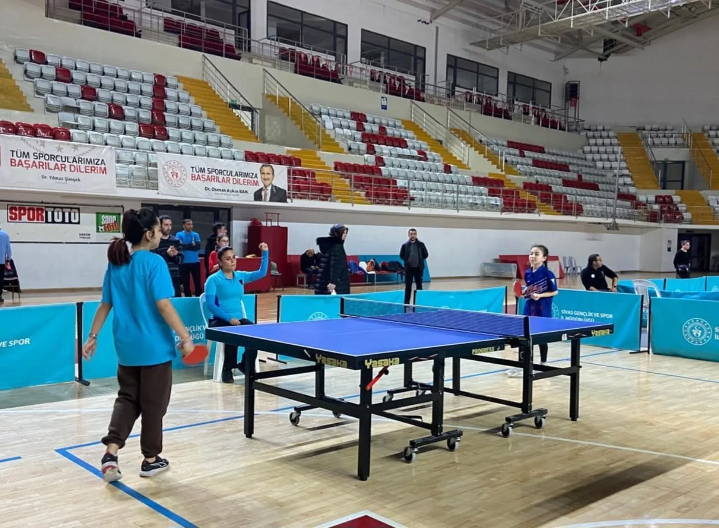 Raketler il birinciliği için vurdu