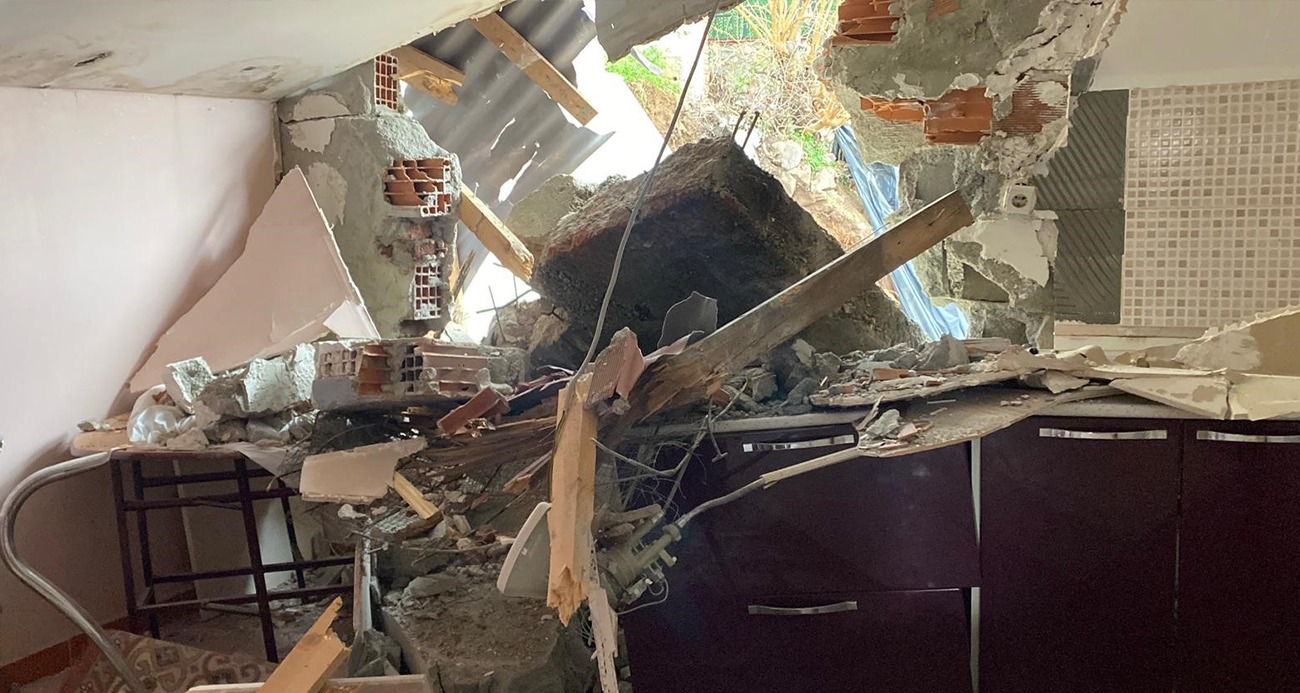 İstinat duvarı çökünce ortalık savaş alanına döndü