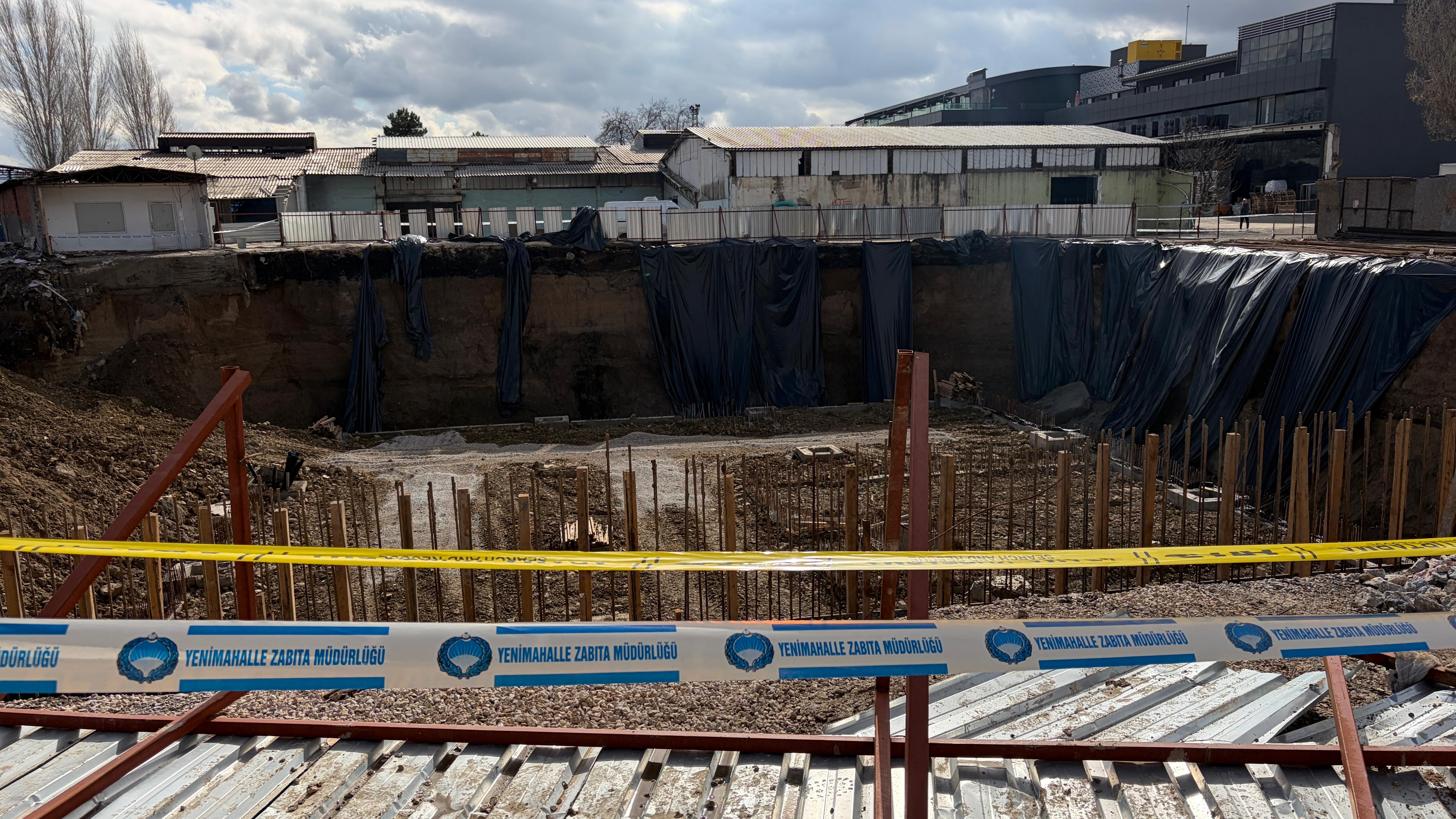 İnşaat alanında göçük altında kalan işçi hayatını kaybetti