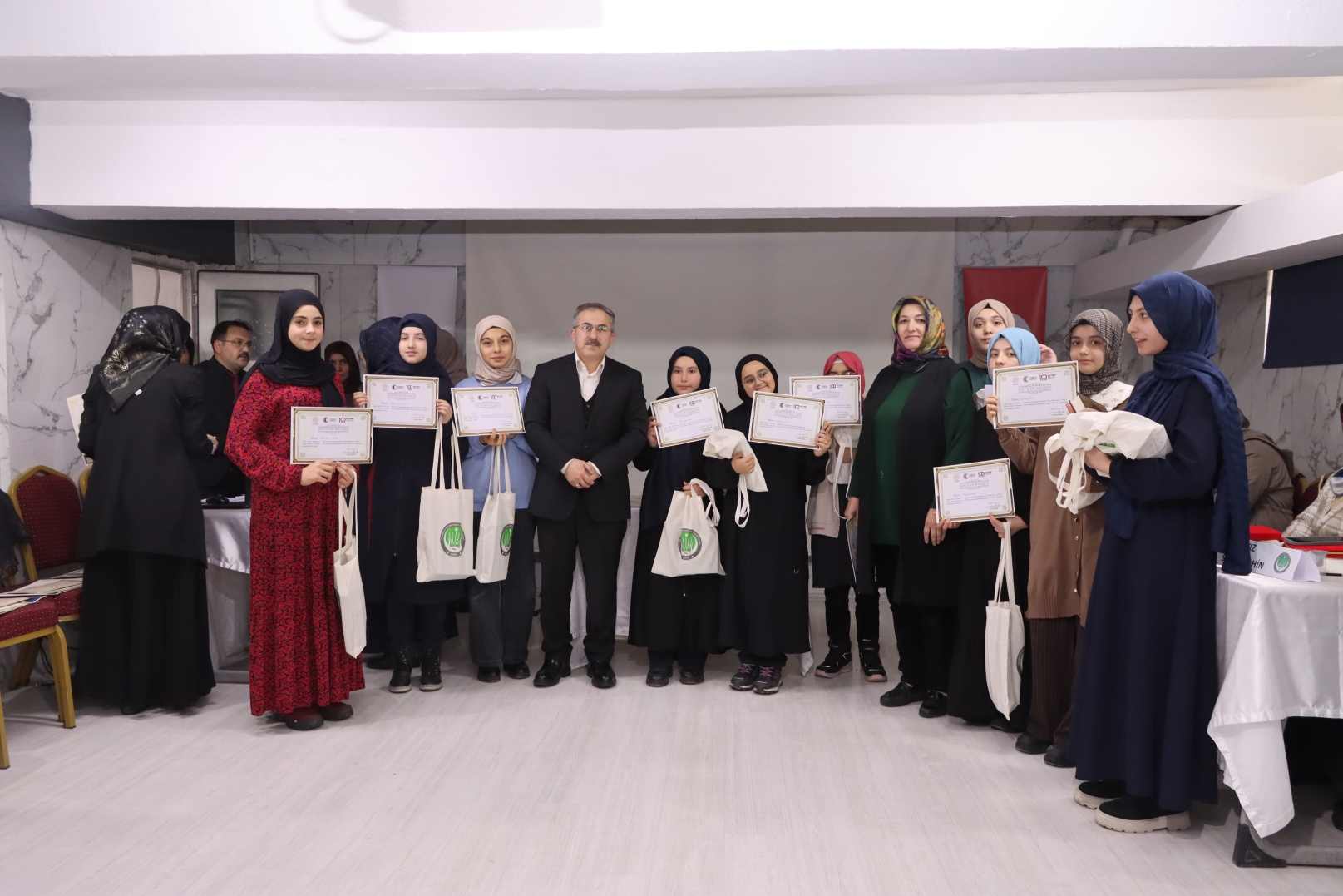 Kur’an-ı Kerim’i güzel okumak için yarıştılar