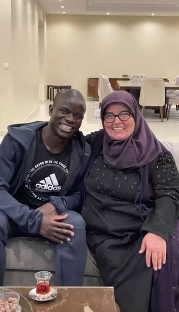 Fenerbahçe’nin yeni transferi N’Golo Kante’ye Sivas'tan duygusal davet: “O gelir beni bulur”