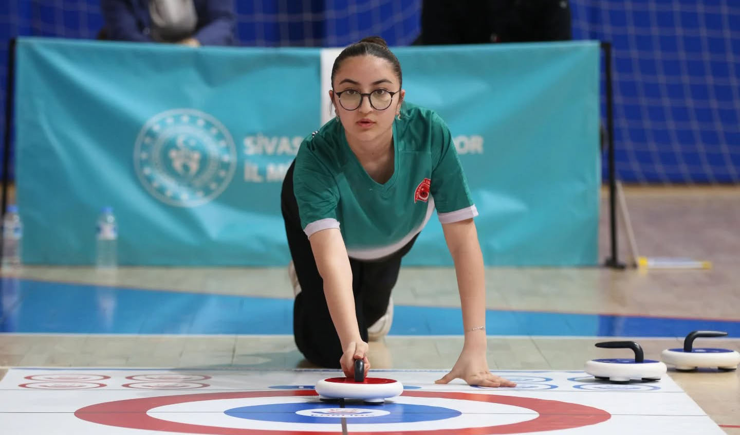 Sivas’ta floor curling heyecanı