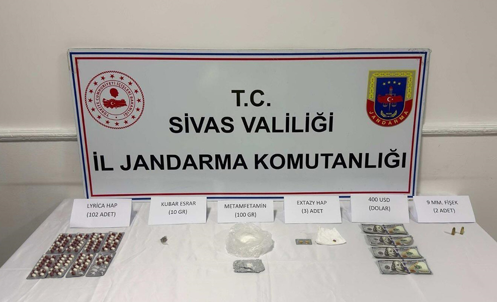 Sivas'ta uyuşturucu operasyonu!