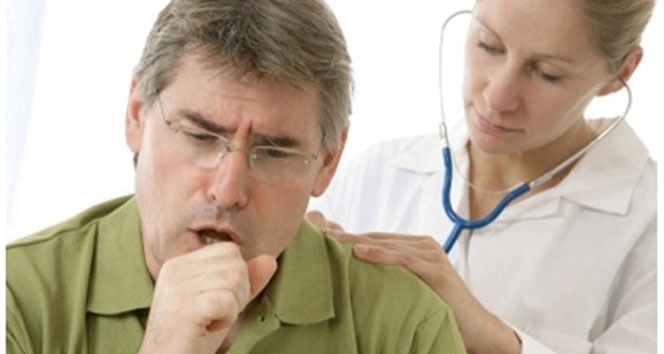 Geçmeyen öksürüklerde bir uzmana başvurulmalı