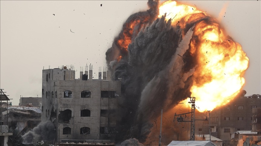 Ateşkese rağmen hava saldırıları düzenlediler