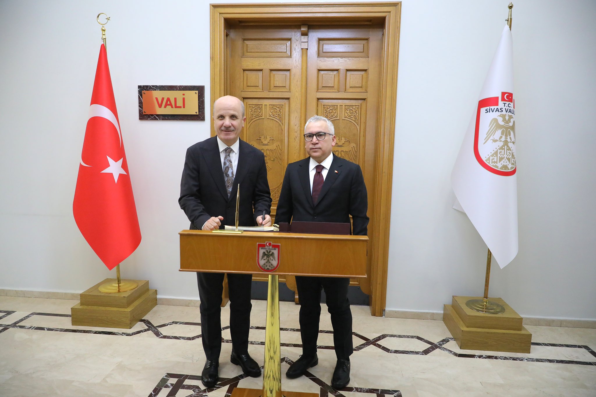 YÖK Başkanı Özvar’dan Şimşek’e ziyaret