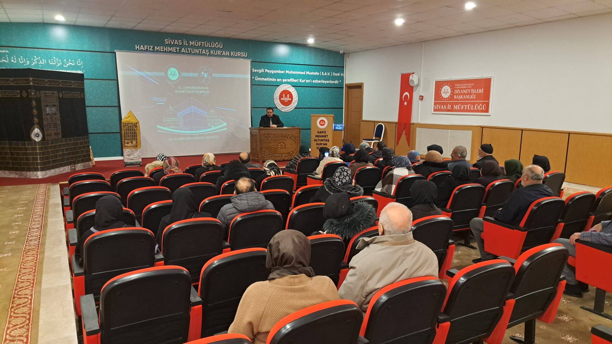 Sivas'tan Beytullah yolcularına helalleşin uyarısı