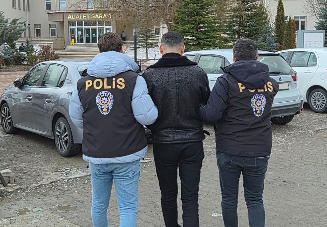 15 yıl hapis cezası bulunan firari yakalandı