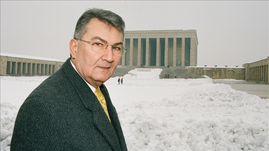 Baykal'ın vefatının üzerinden 3 yıl geçti