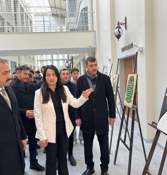 Sivas'ta geri dönüşüm sergisi açıldı