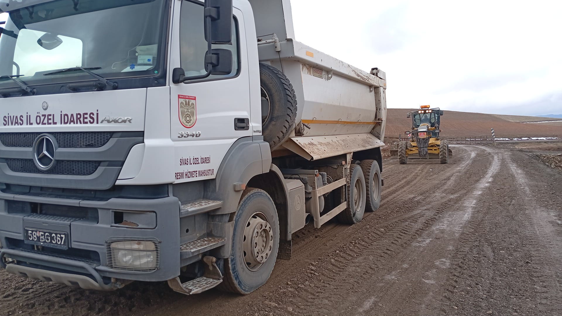 Sivas'ta yol düzenleme çalışması başlatıldı