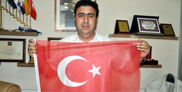 DEMİRGİL; SİVAS´I BAYRAKLARLA DONATALIM
